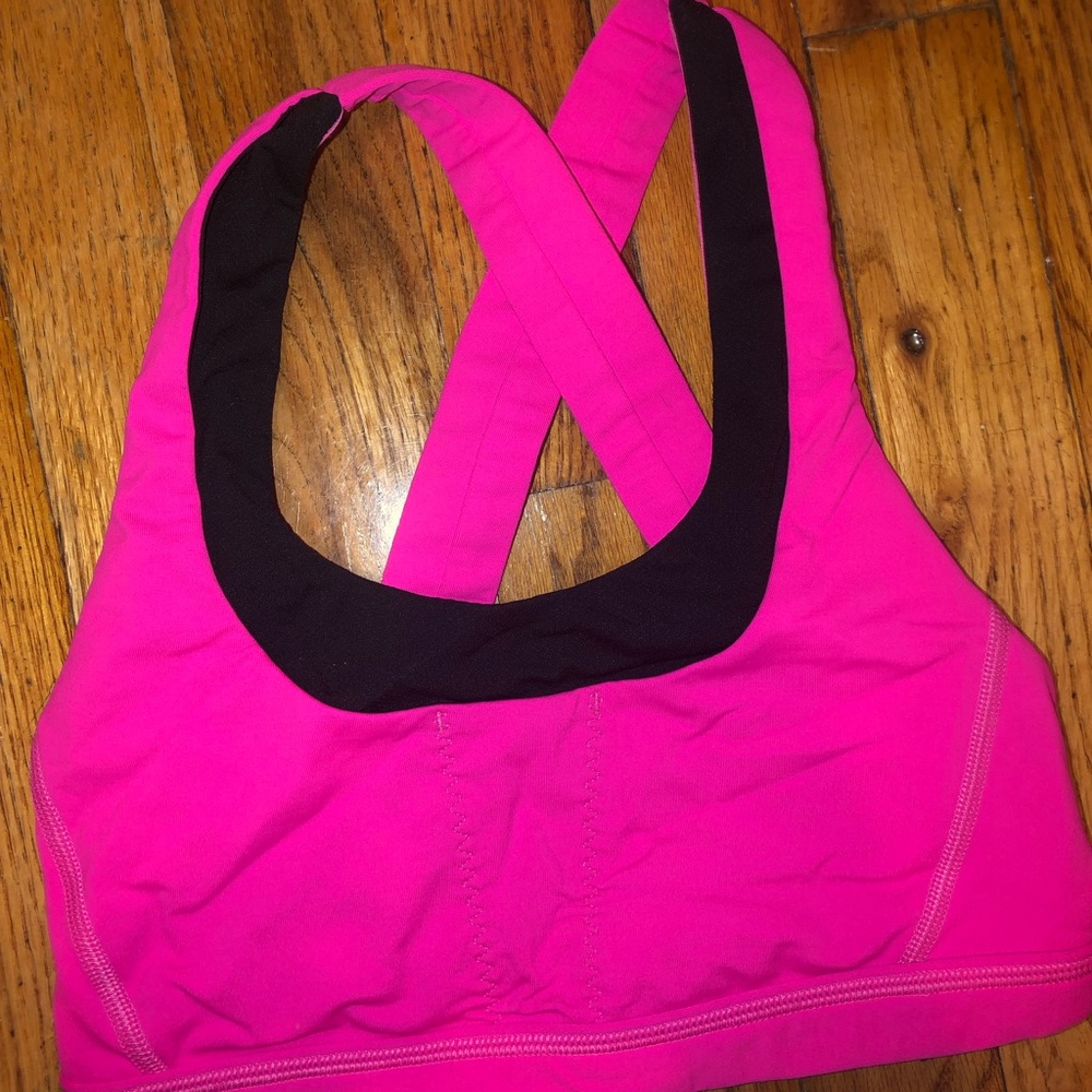 Pink lulu sports bra